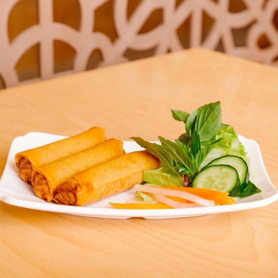 Crispy fried egg rolls